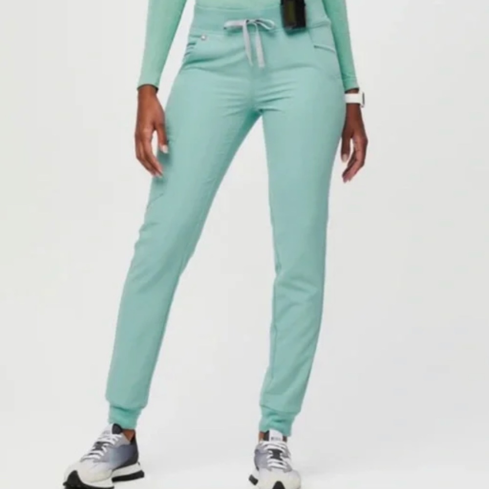 Figs Zamora Jogger in Seaglass, XSP